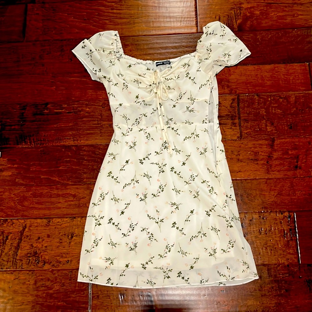 Sundress- size small
